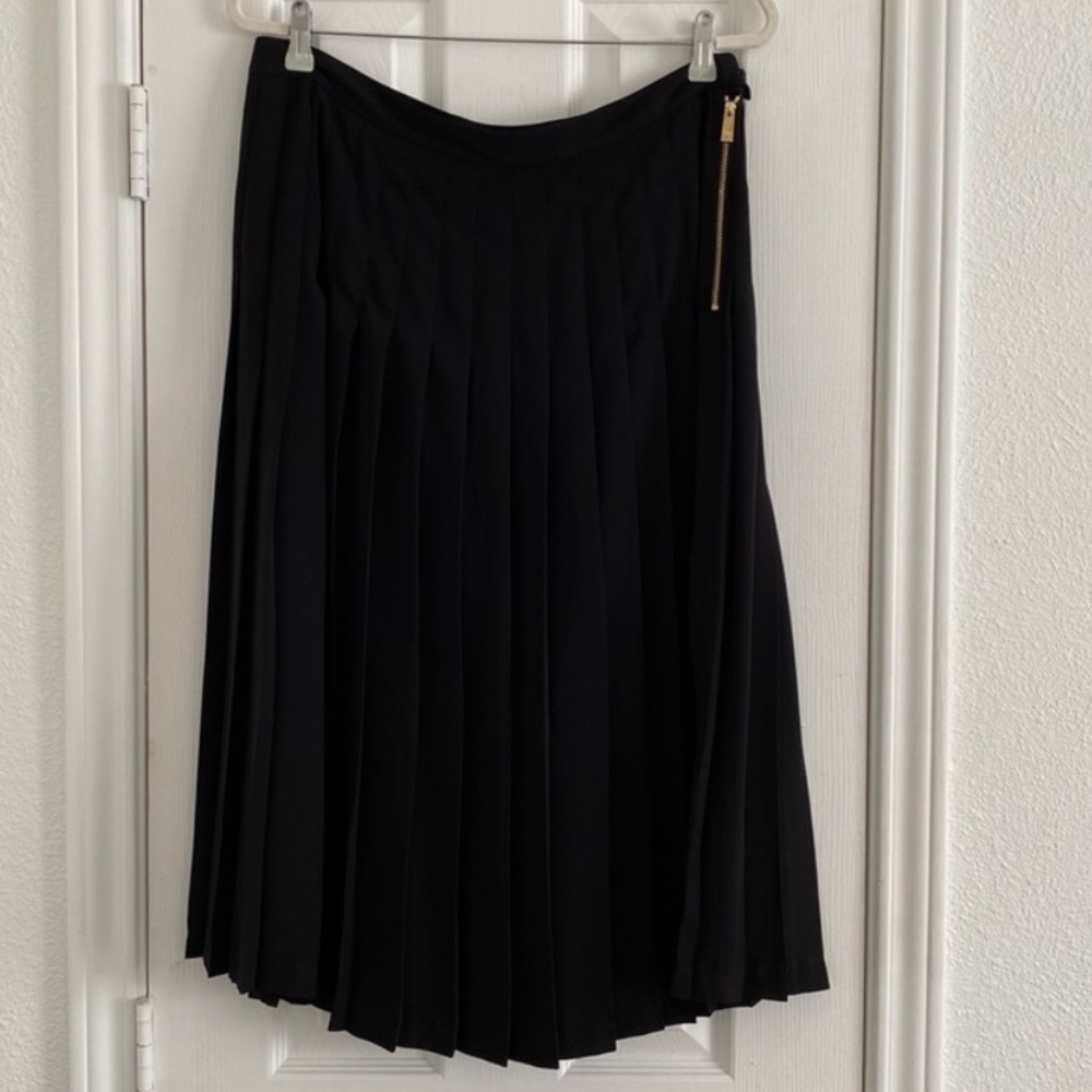 C H A U S, black pleated midi skirt. - Picture 11 of 11